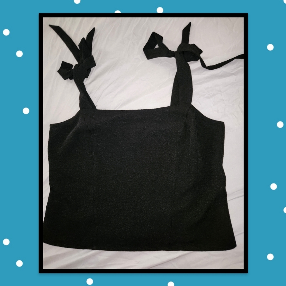 NWT tie shoulder Tank Black Size M
